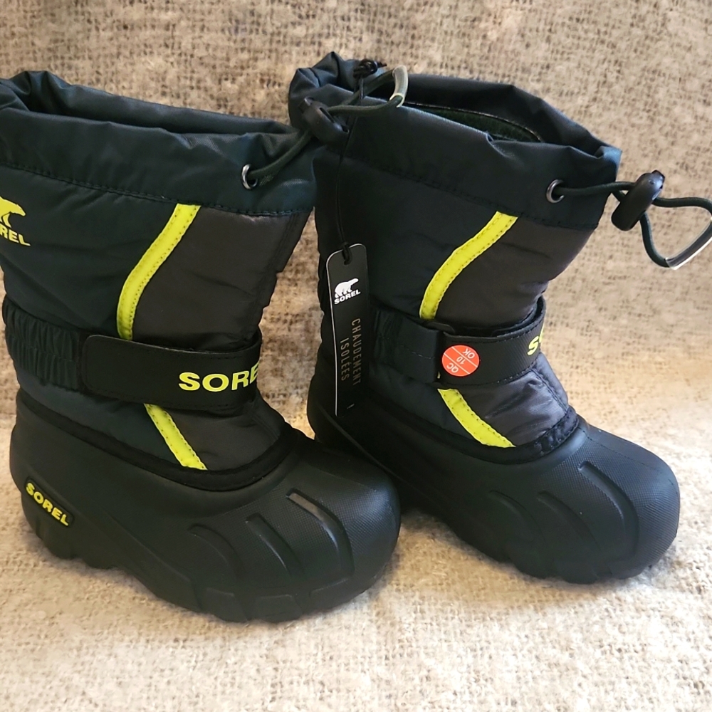 NWT Sorel Children's Flurry Winter Boots Size 8